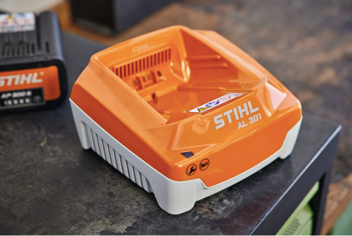 STIHL AL 301 High Speed Charger AL 301 High Speed Charger